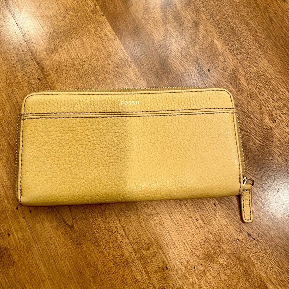 Fossil Wallet